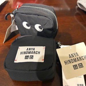 ANYA HINDMARCH x UNIQLO Packable Bags (2)